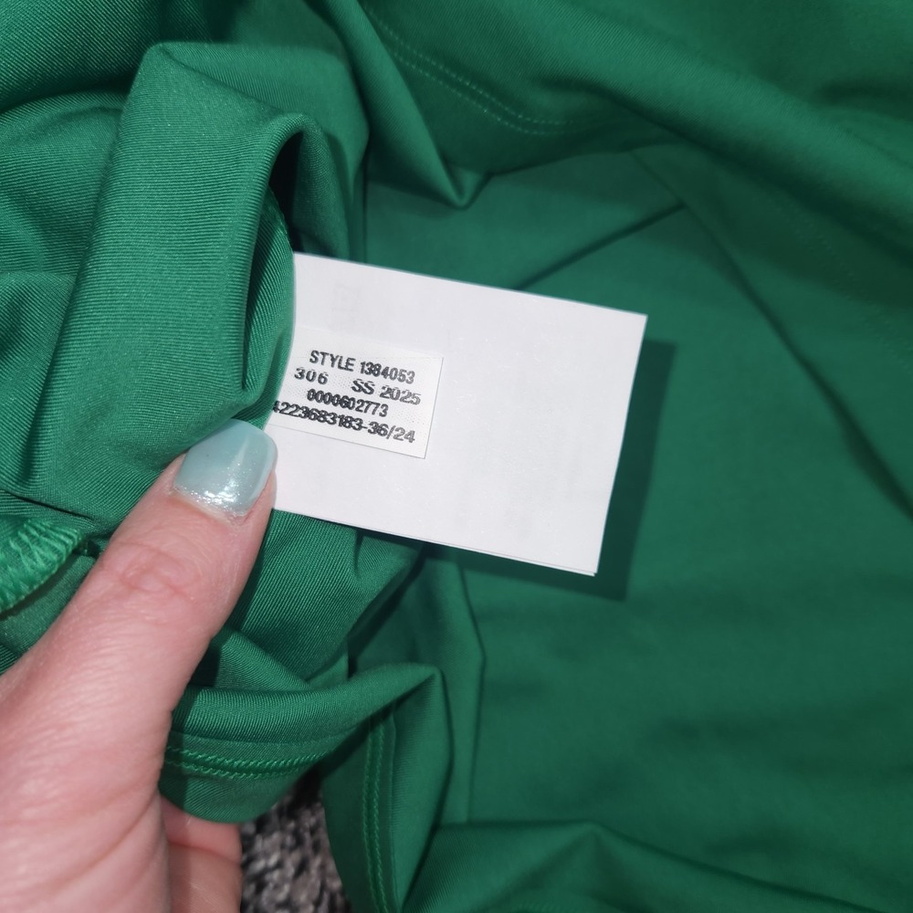 Under Armour Motion Athletic Dress Built-In Bra &Shorts Pocket Size S Green Nwt - Picture 13 of 16